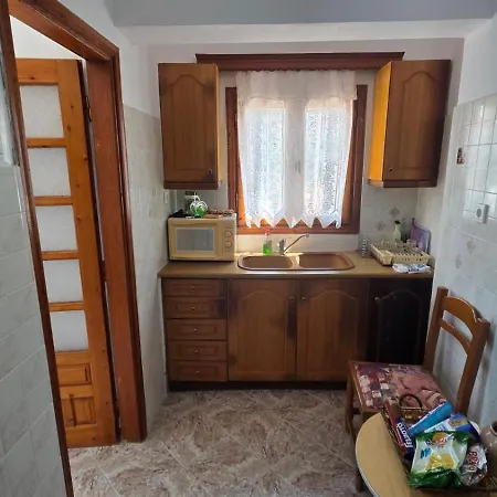 Comfort And Unparalleled View Apartment Koronos